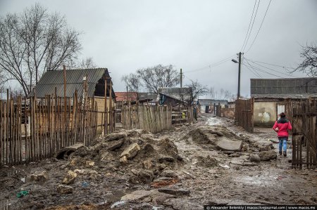 Відомий блогер шокував фотоісторією з циганського табору на Закарпатті