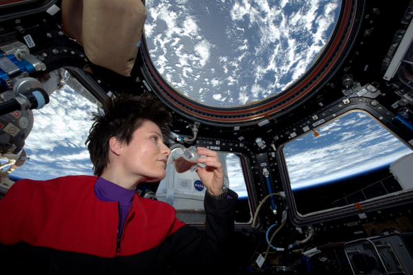 @AstroSamantha