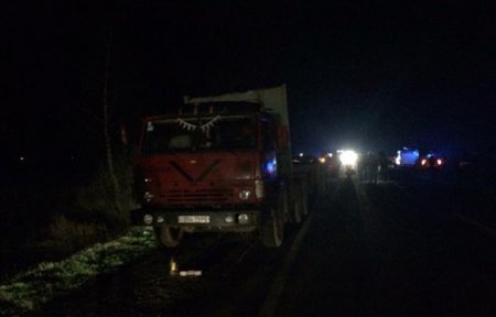 Брутальне ДТП на Закарпатті: водій загинув, пасажири госпіталізовані (ФОТО, ВІДЕО)