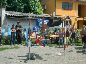 В Рахові під егідою Молодих Регіонів відбулись змагання зі Street Workout